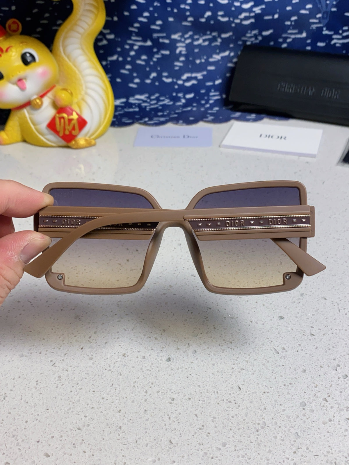 Dior Polarized Fashion Gray Lens Sunglasses for Women - 486889 - detail image 5