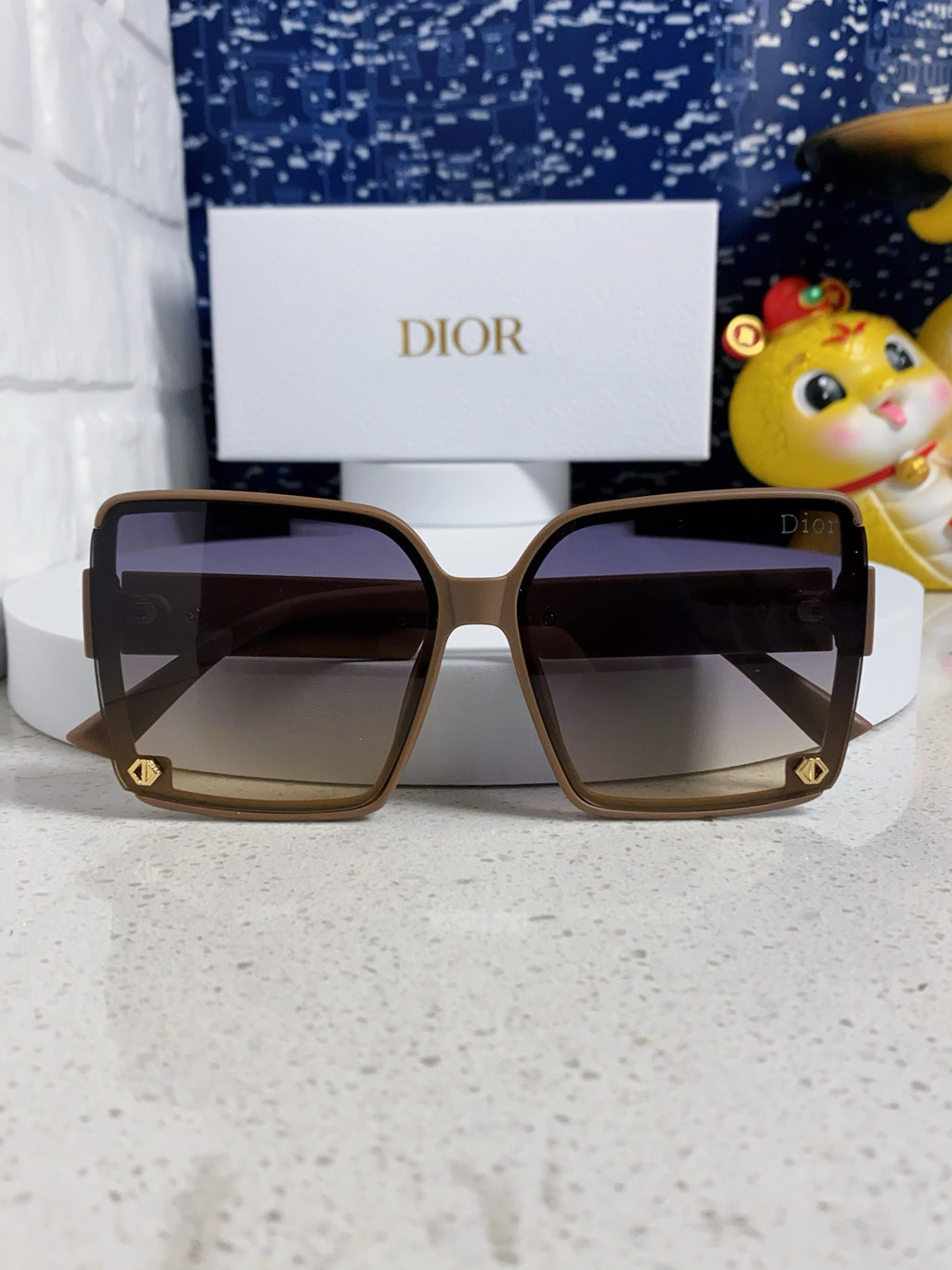 Dior Polarized Fashion Gray Lens Sunglasses for Women - 997973 - detail image 9