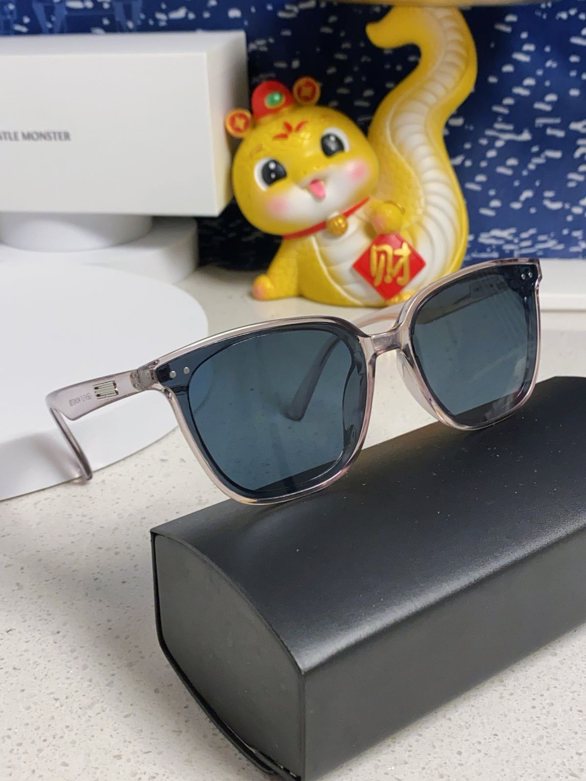 Gentle Monster HEIZER Square Blue Lens Sunglasses for Men & Women - 488000 - detail image 11