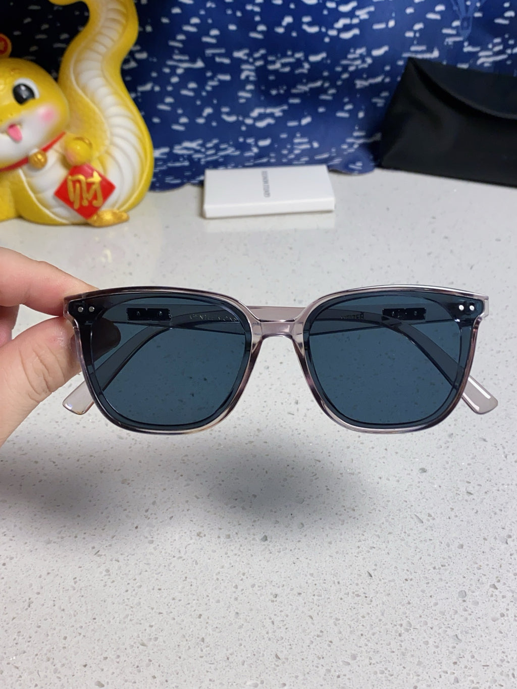 Gentle Monster HEIZER Square Blue Lens Sunglasses for Men & Women - 488000 - detail image 4