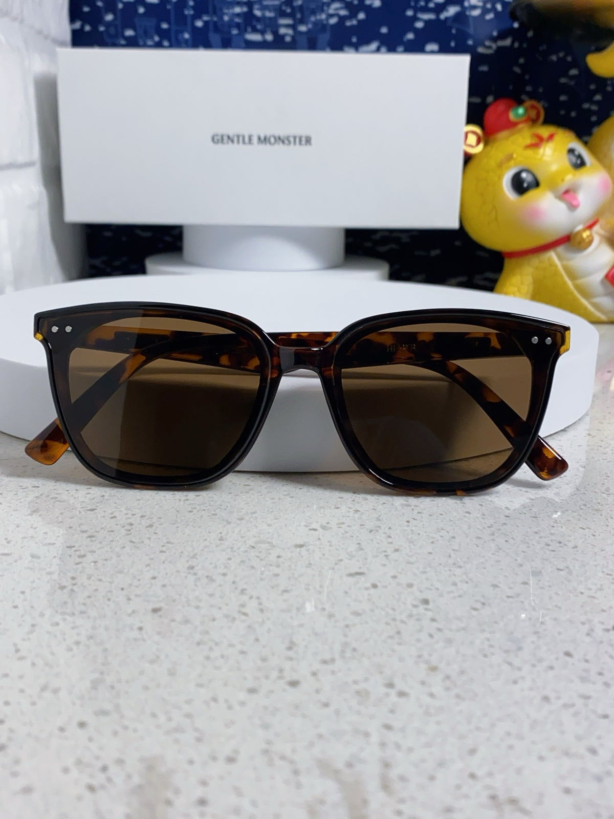 Gentle Monster HEIZER Square Brown Lens Sunglasses for Men & Women - 432935 - detail image 9
