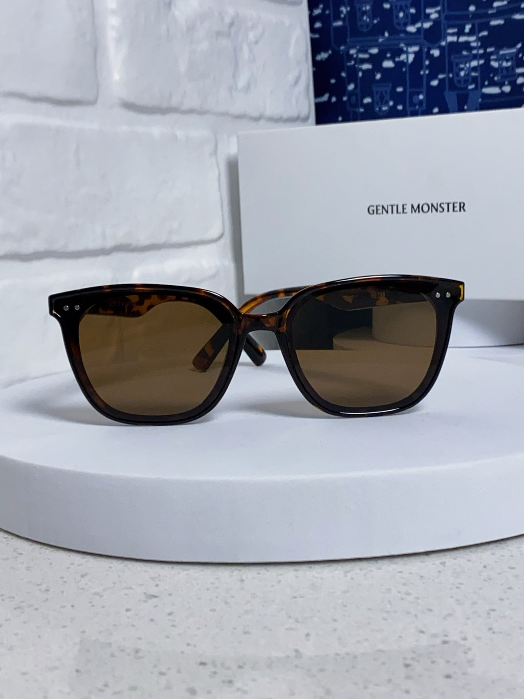 Gentle Monster HEIZER Square Brown Lens Sunglasses for Men & Women - 432935 - detail image 2