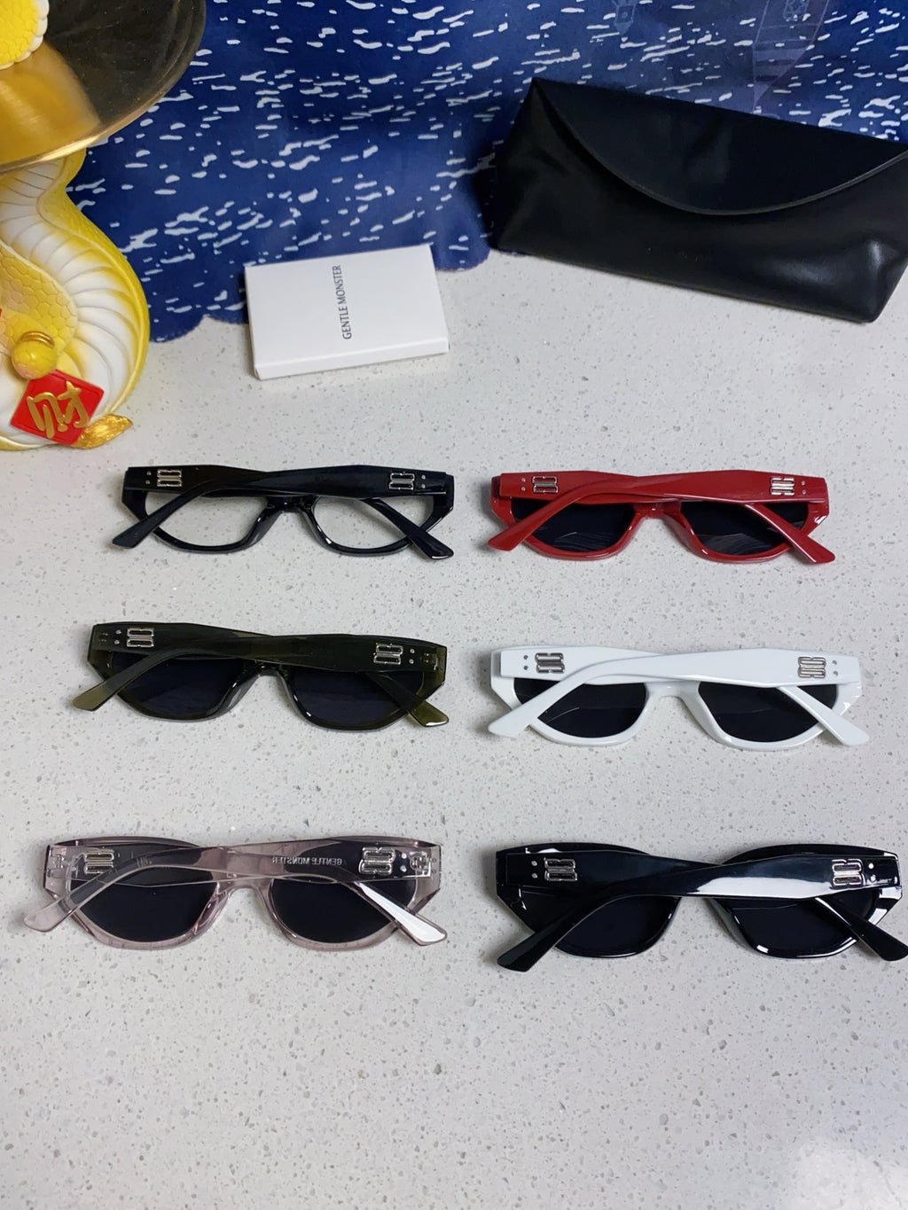 Gentle Monster ROCOCO Cat-Eye Black Lens Sunglasses for Men & Women - 432931 - detail image 11