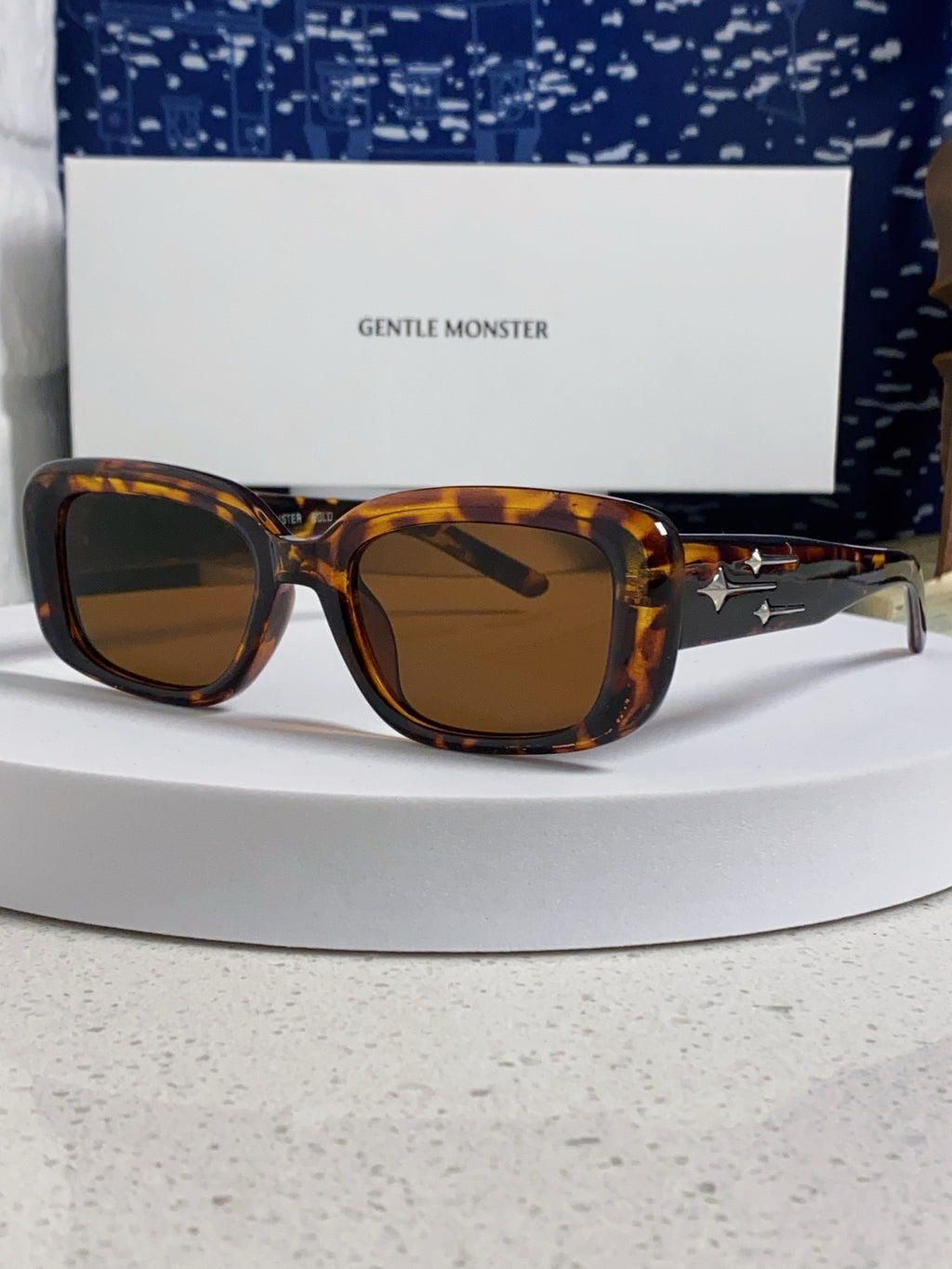 Gentle Monster ANTENA Square Brown Lens Sunglasses for Men & Women