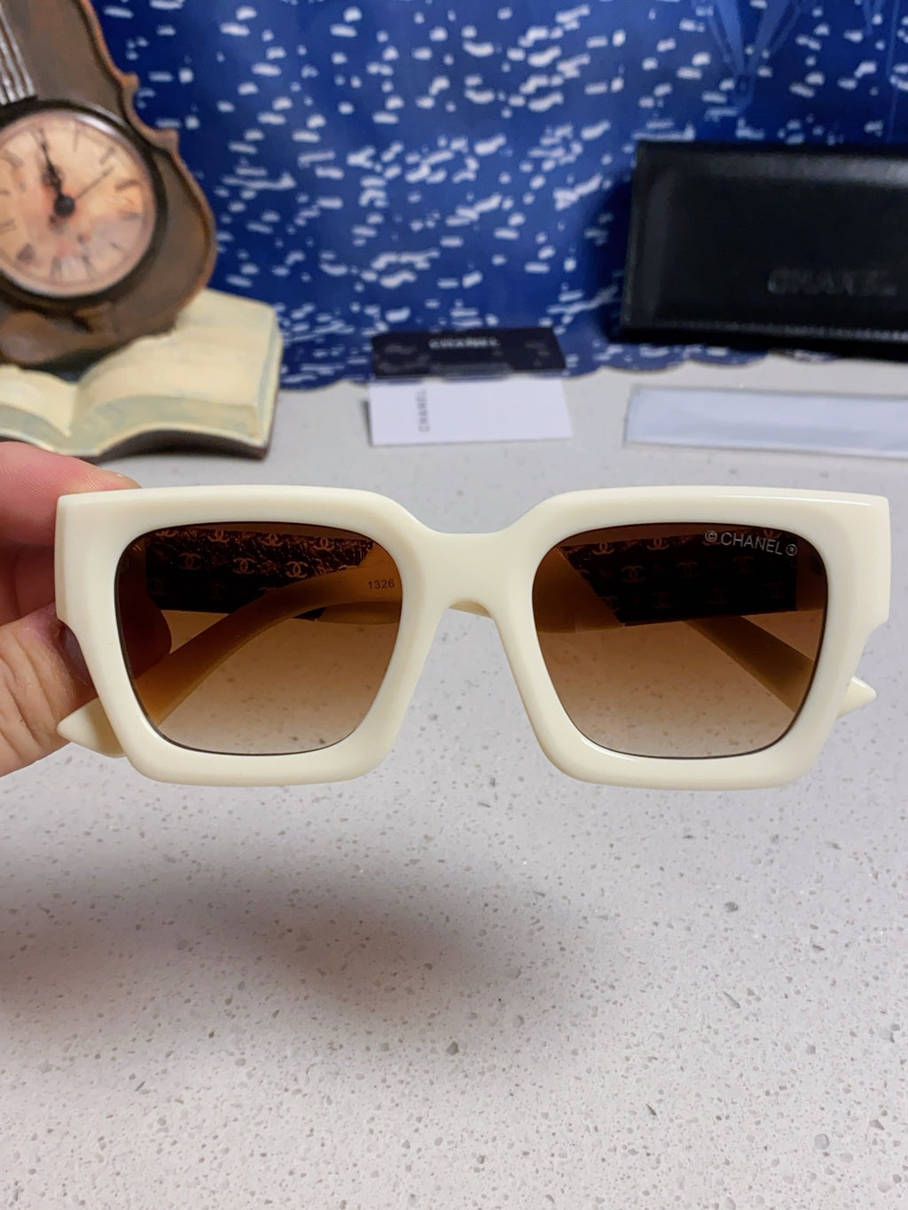 Chanel Polarized Square Brown Lens Sunglasses for Women - 158343 - detail image 4