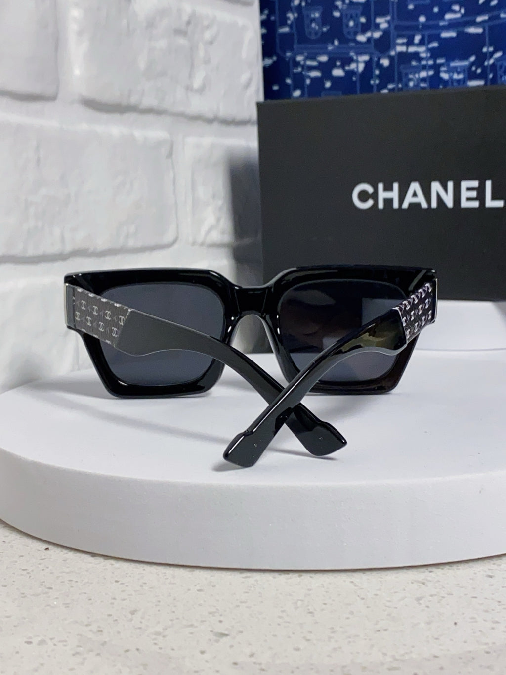 Chanel Polarized Square Gray Lens Sunglasses for Women - 158345 - detail image 3