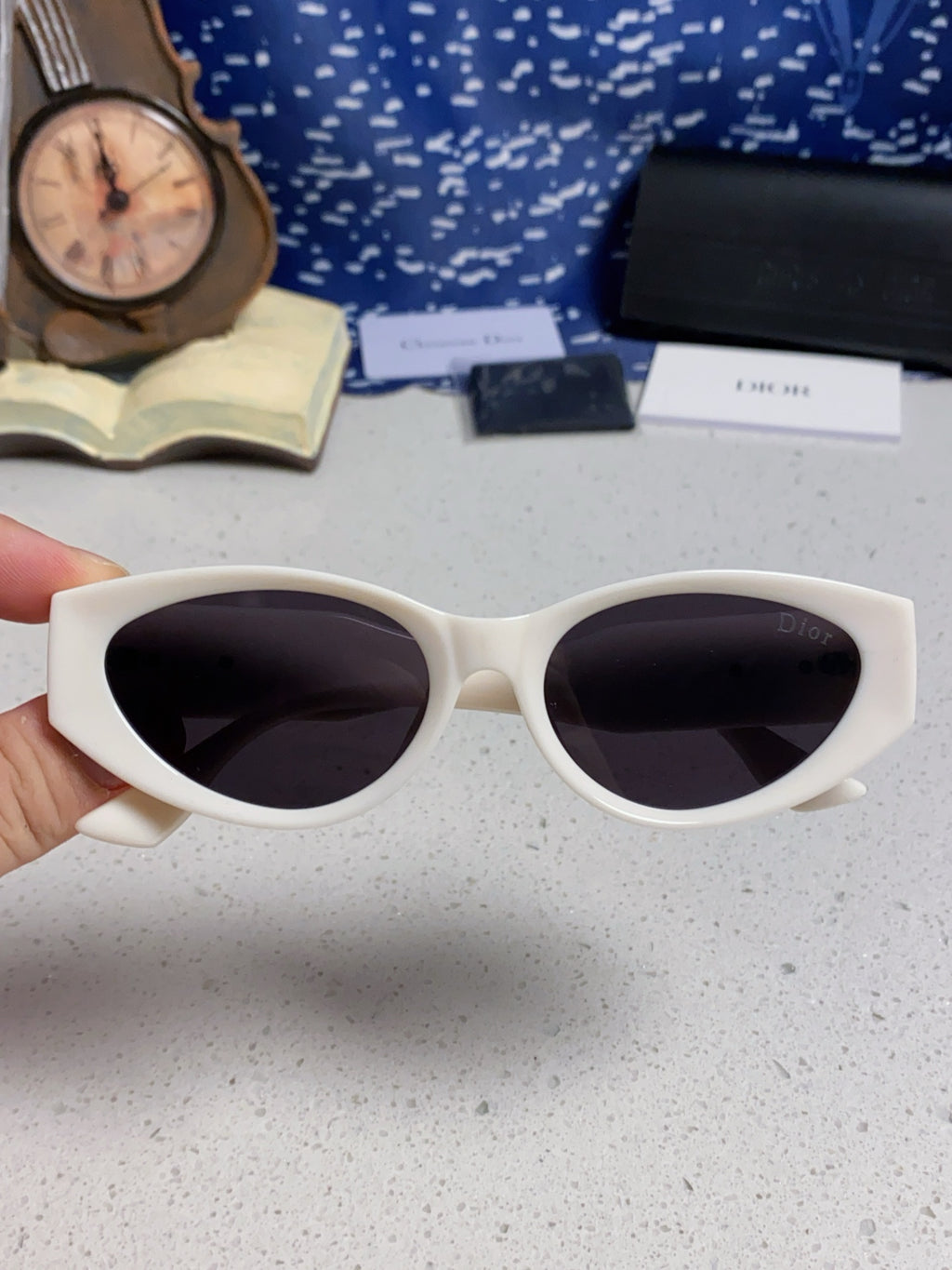 Dior Polarized Fashion Silver Lens Sunglasses for Women - 415464 - detail image 4