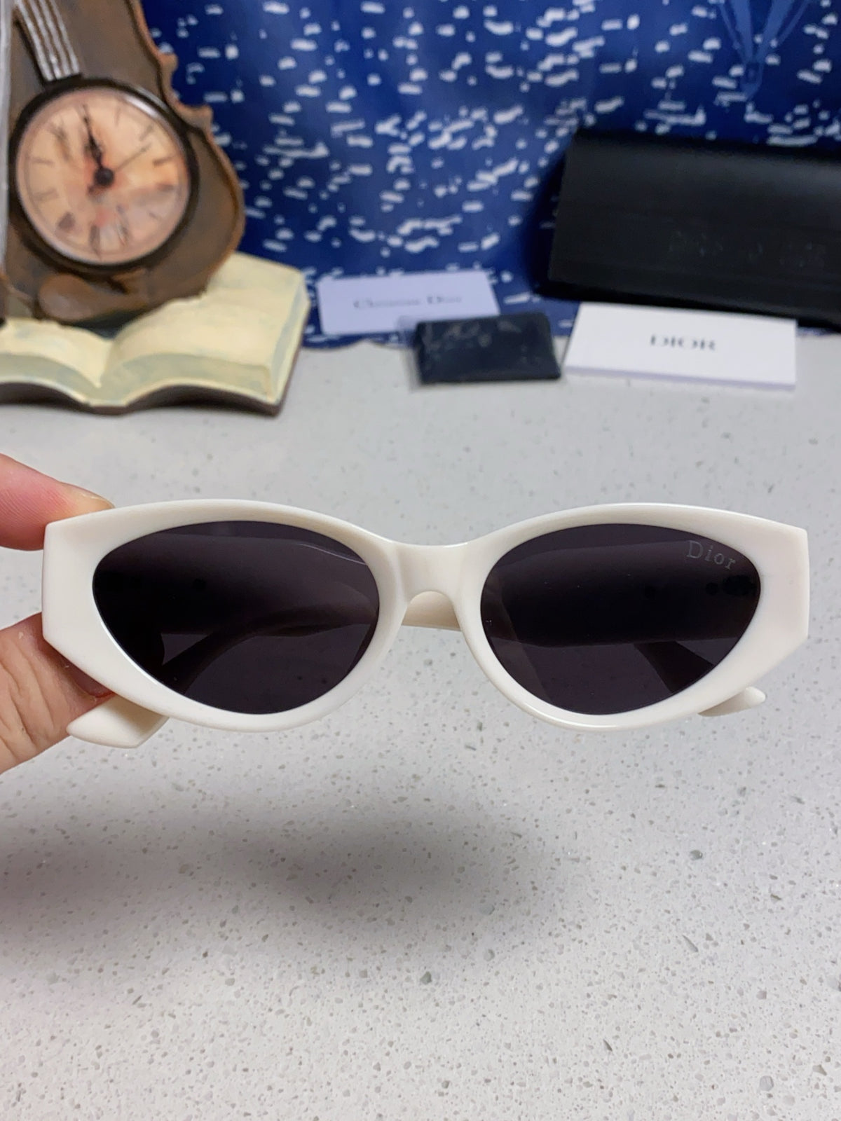 Dior Polarized Fashion Silver Lens Sunglasses for Women - 415464 - detail image 4