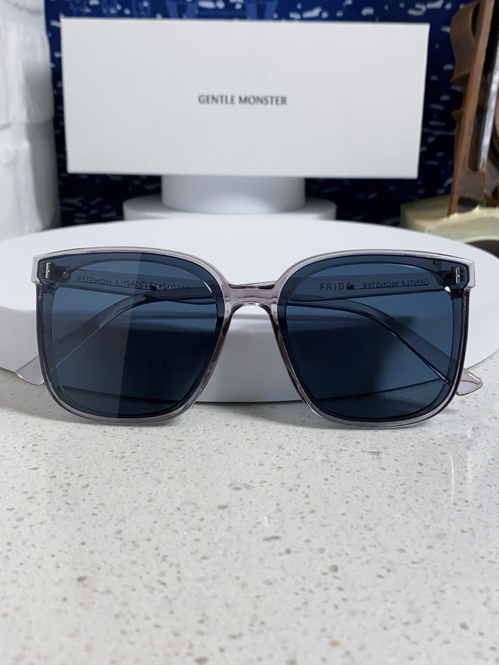 Gentle Monster FIRDA Oversized Blue Lens Sunglasses for Women - 416478 - detail image 9