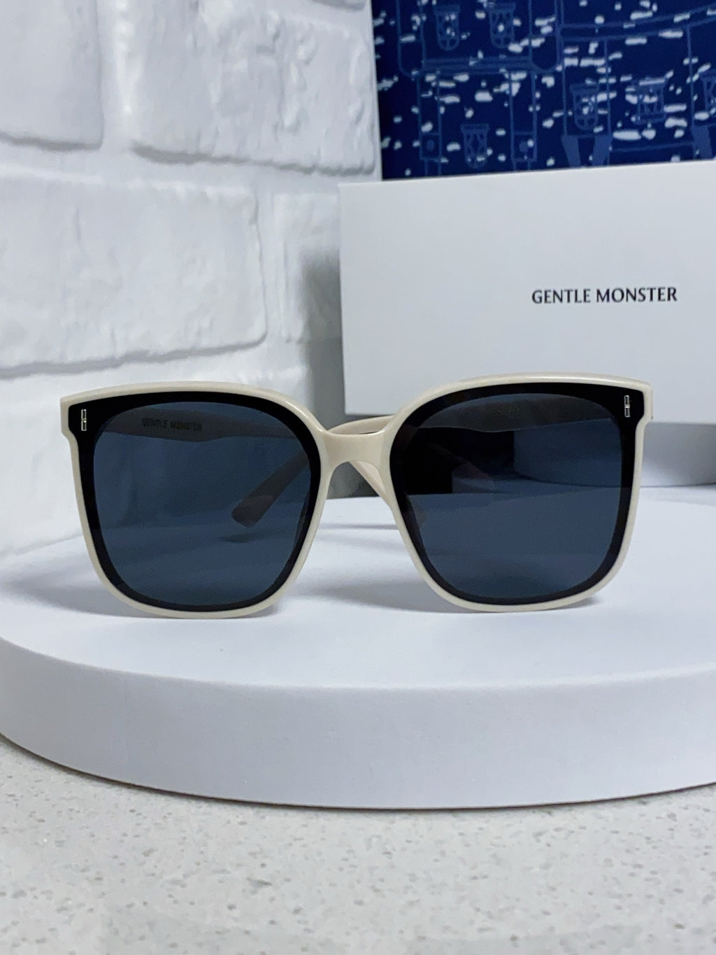 Gentle Monster FIRDA Oversized Brown Lens Sunglasses for Women - 416481 - detail image 2