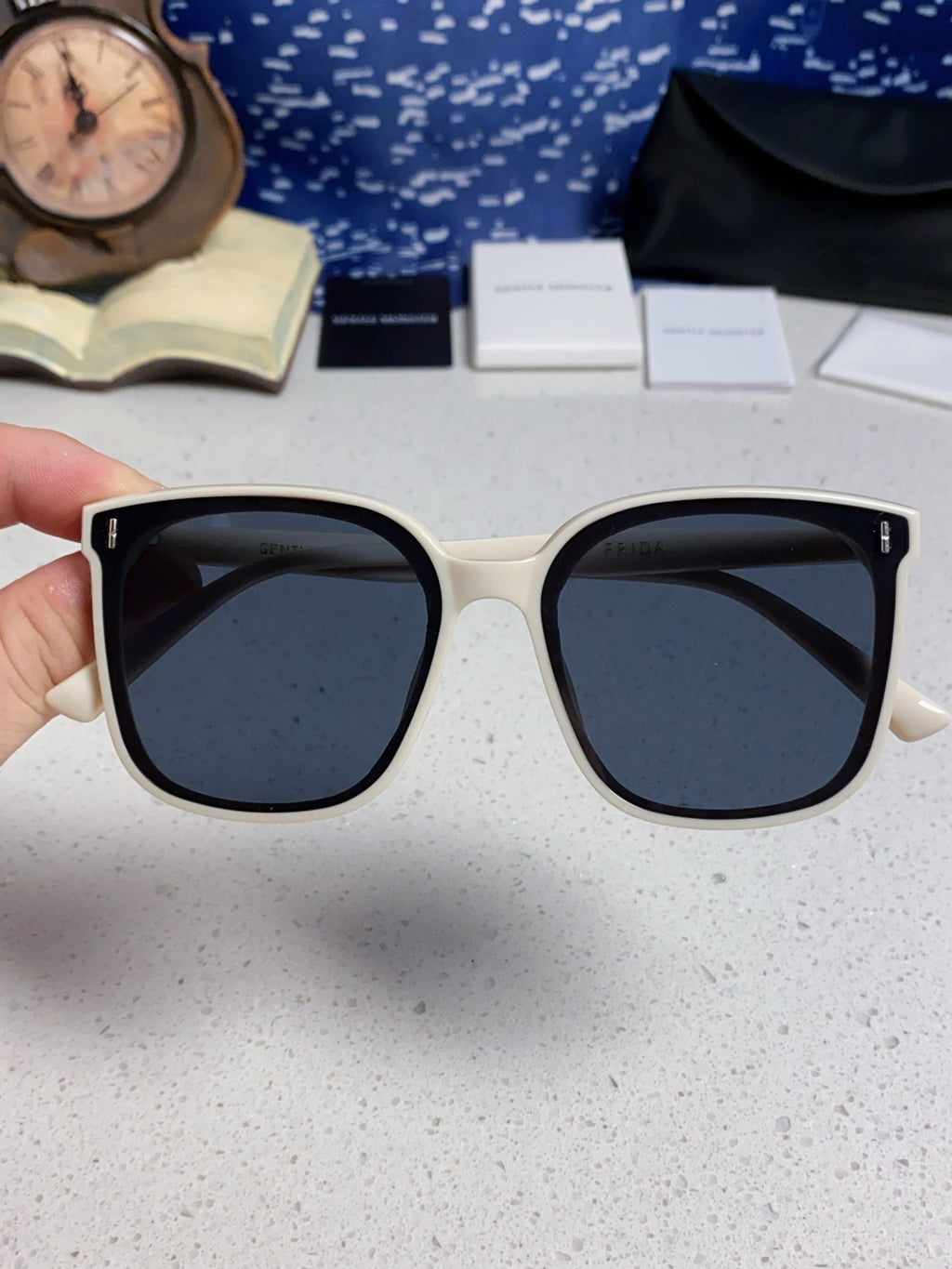 Gentle Monster FIRDA Oversized Brown Lens Sunglasses for Women - 416481 - detail image 4