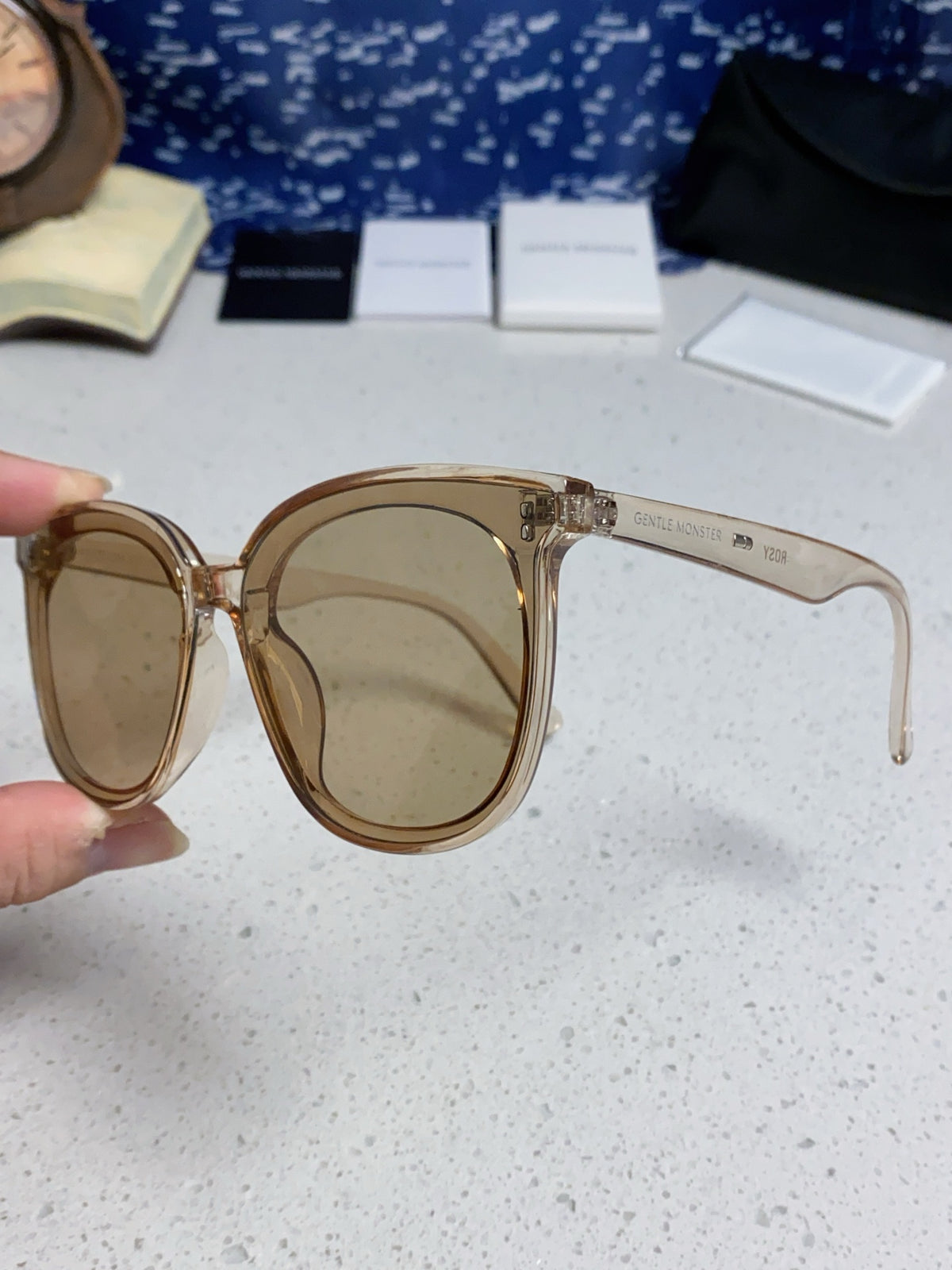 Gentle Monster ROSY Square Gray Lens Sunglasses for Men & Women - detail image 6