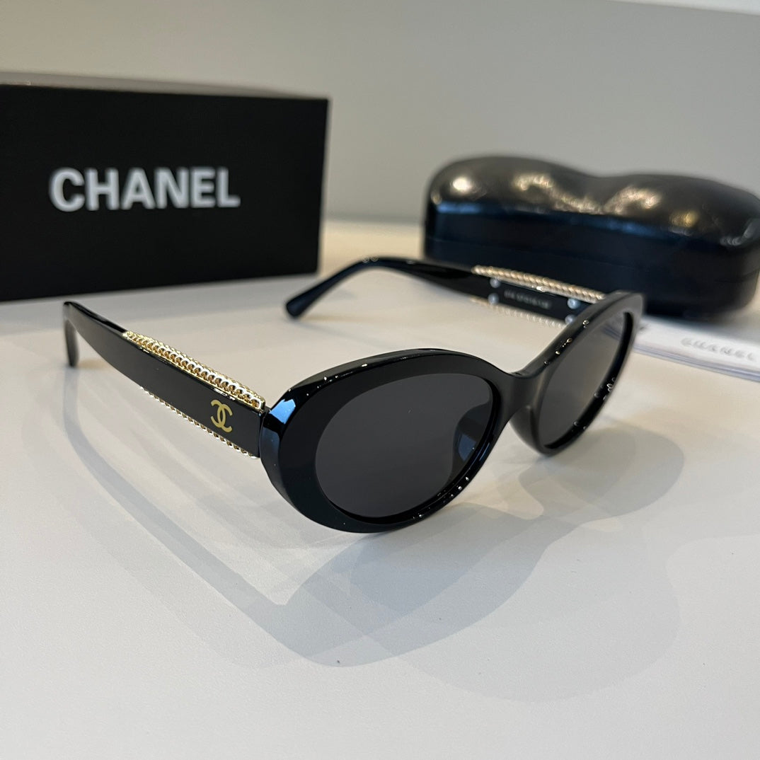 Chanel Oversized Silver Lens Sunglasses for Men & Women - 415352