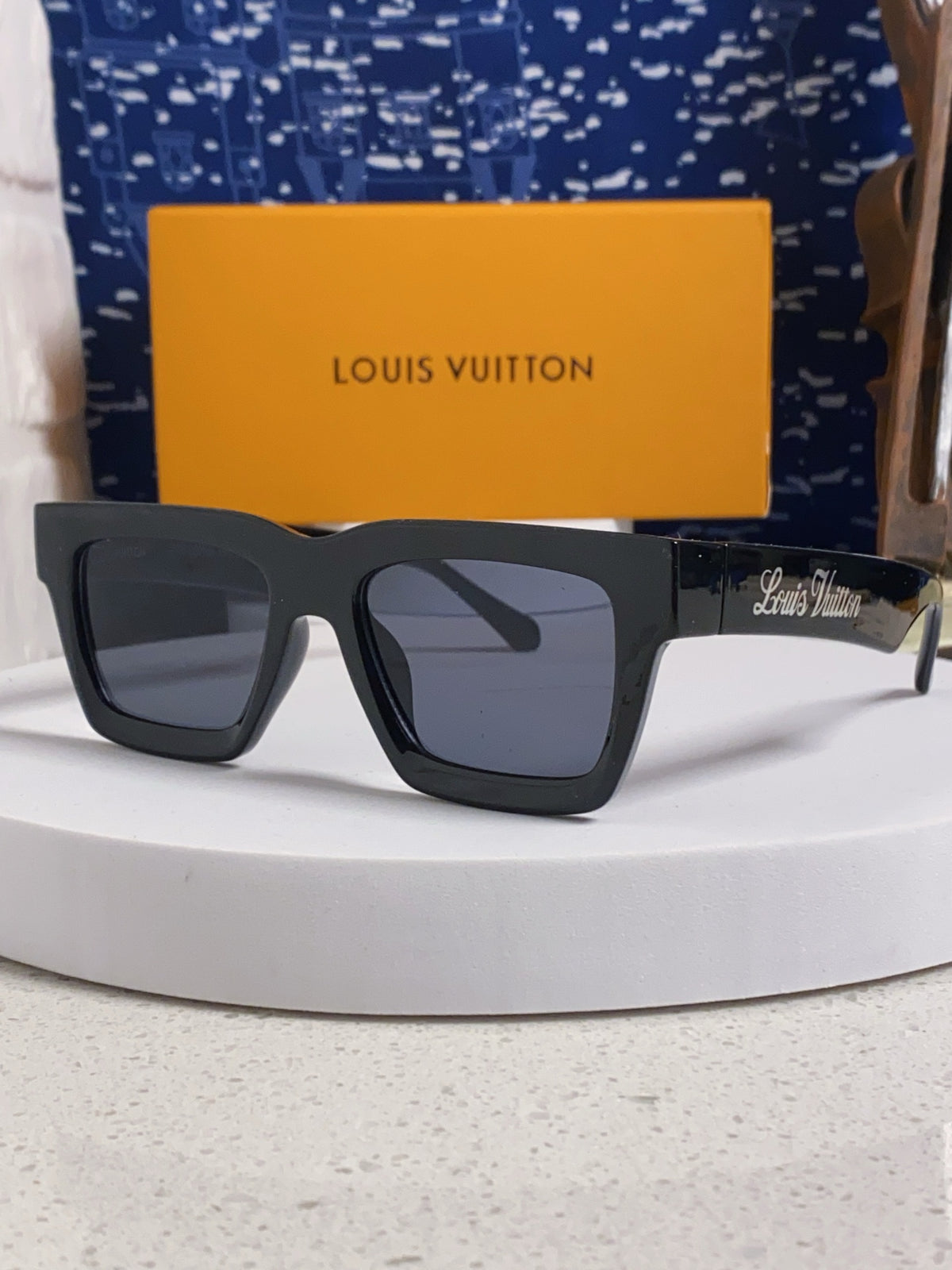 Louis Vuitton Square Gray Lens Sunglasses for Men & Women - 464668