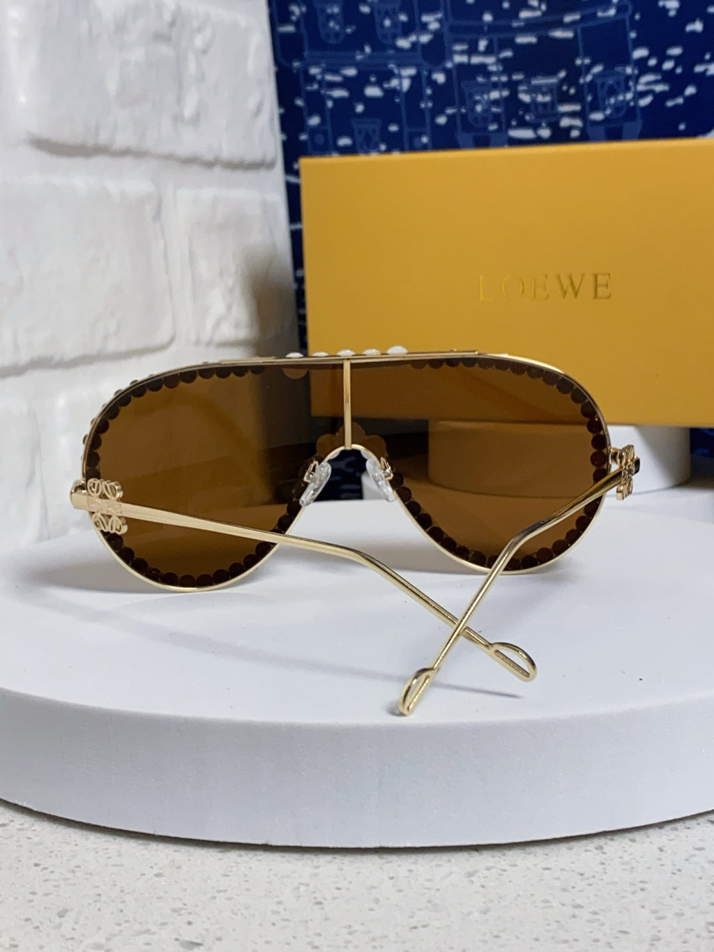 Loewe Oversized Brown Lens Sunglasses for Men & Women - 432838 - detail image 3