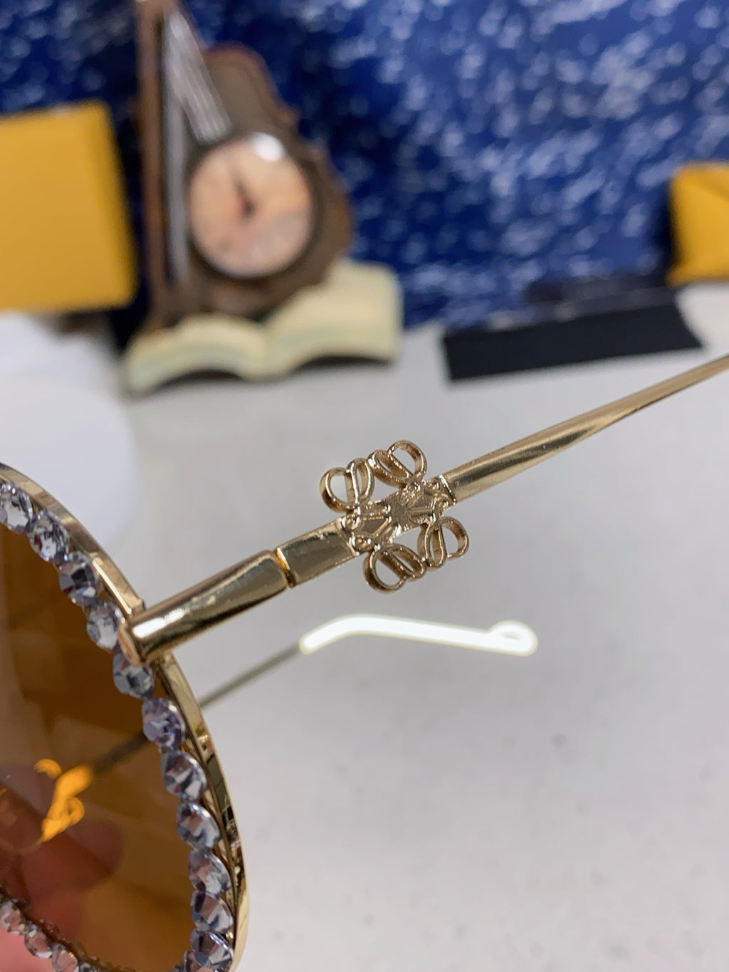 Loewe Oversized Brown Lens Sunglasses for Men & Women - 432838 - detail image 7
