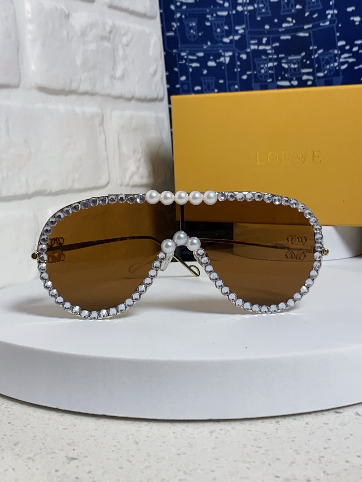 Loewe Oversized Brown Lens Sunglasses for Men & Women - 432838 - detail image 2