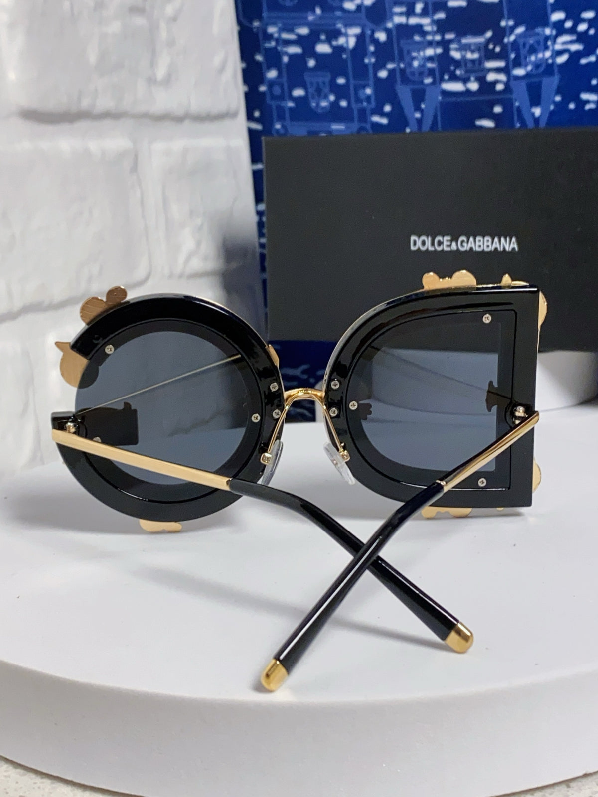 Dolce & Gabbana Fashion Gold Lens Sunglasses for Men & Women - detail image 3