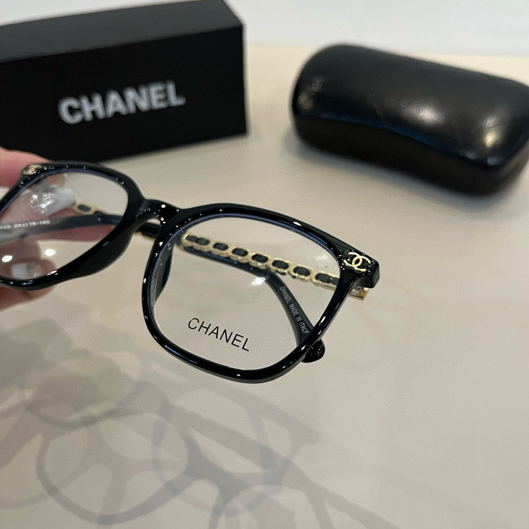 Chanel Oversized Silver Lens Sunglasses for Men & Women - 382185 - detail image 4