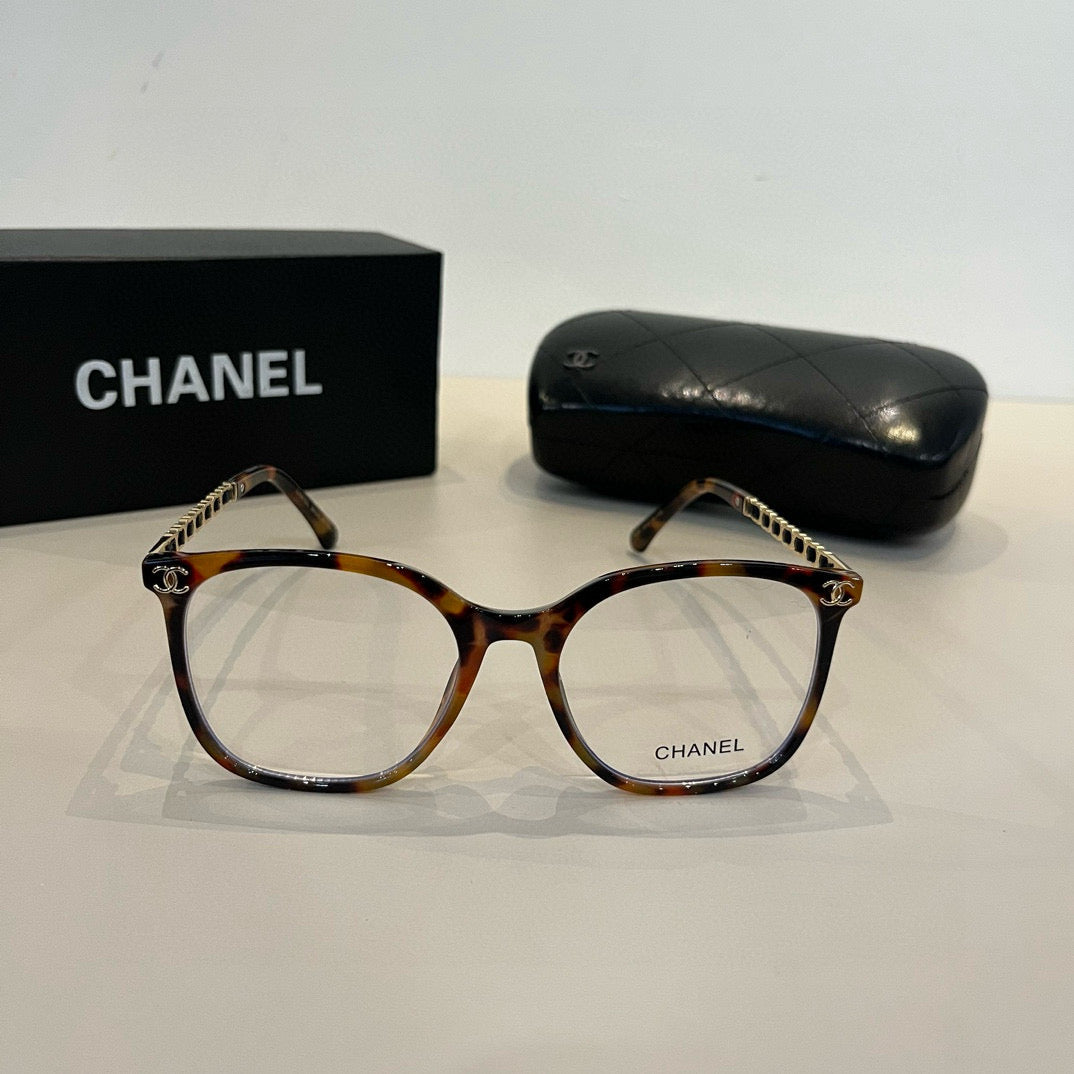Chanel Oversized Silver Lens Sunglasses for Men & Women - 382186 - detail image 2