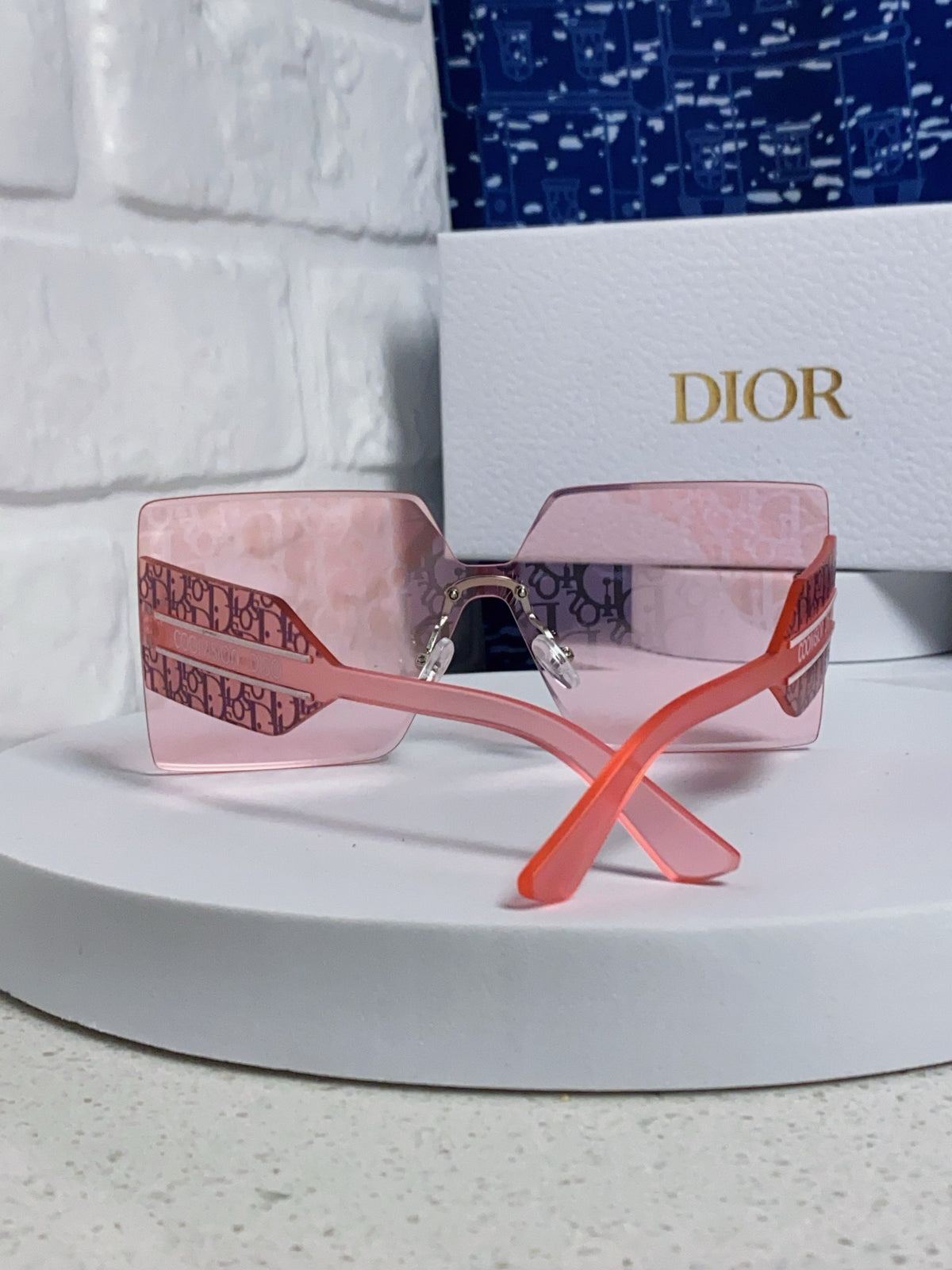 Dior Lightweight Rimless Red Lens Sunglasses for Men - 431846 - detail image 3