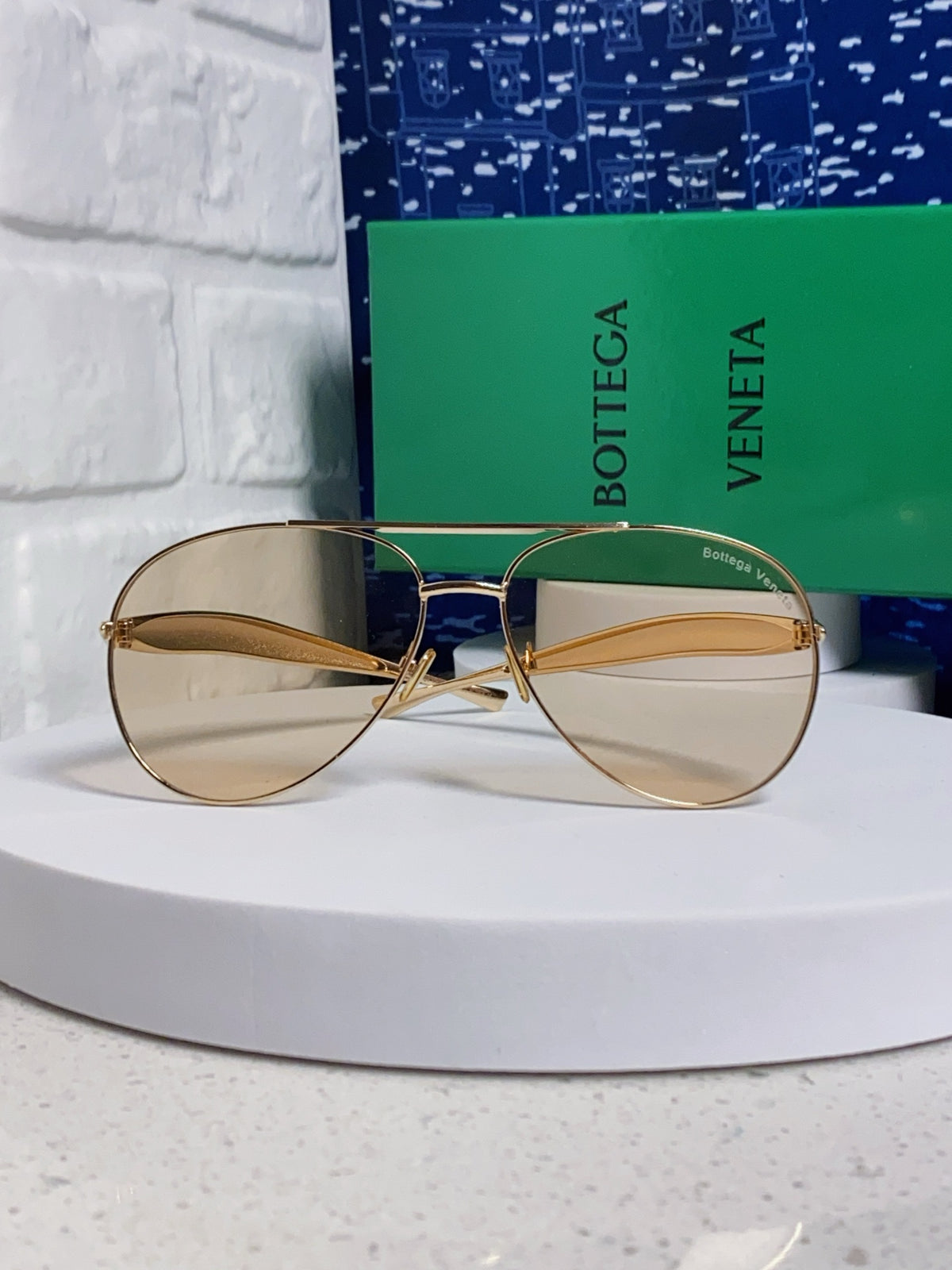 Bottega Veneta Metal Aviator Gold Lens Sunglasses for Men & Women - 416426 - detail image 2