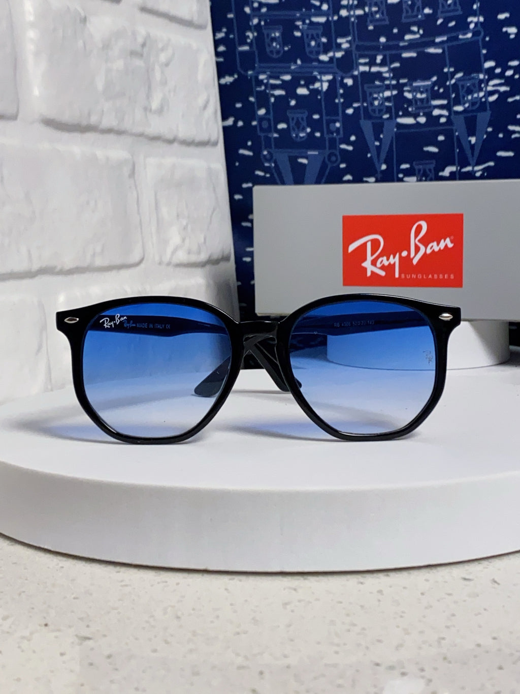 Ray-Ban RB4306 Oversized Black Lens Sunglasses for Men & Women - 450142 - detail image 3