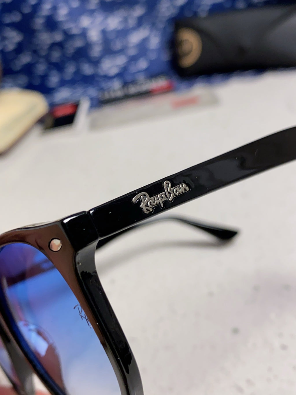 Ray-Ban RB4306 Oversized Black Lens Sunglasses for Men & Women - 450142 - detail image 8