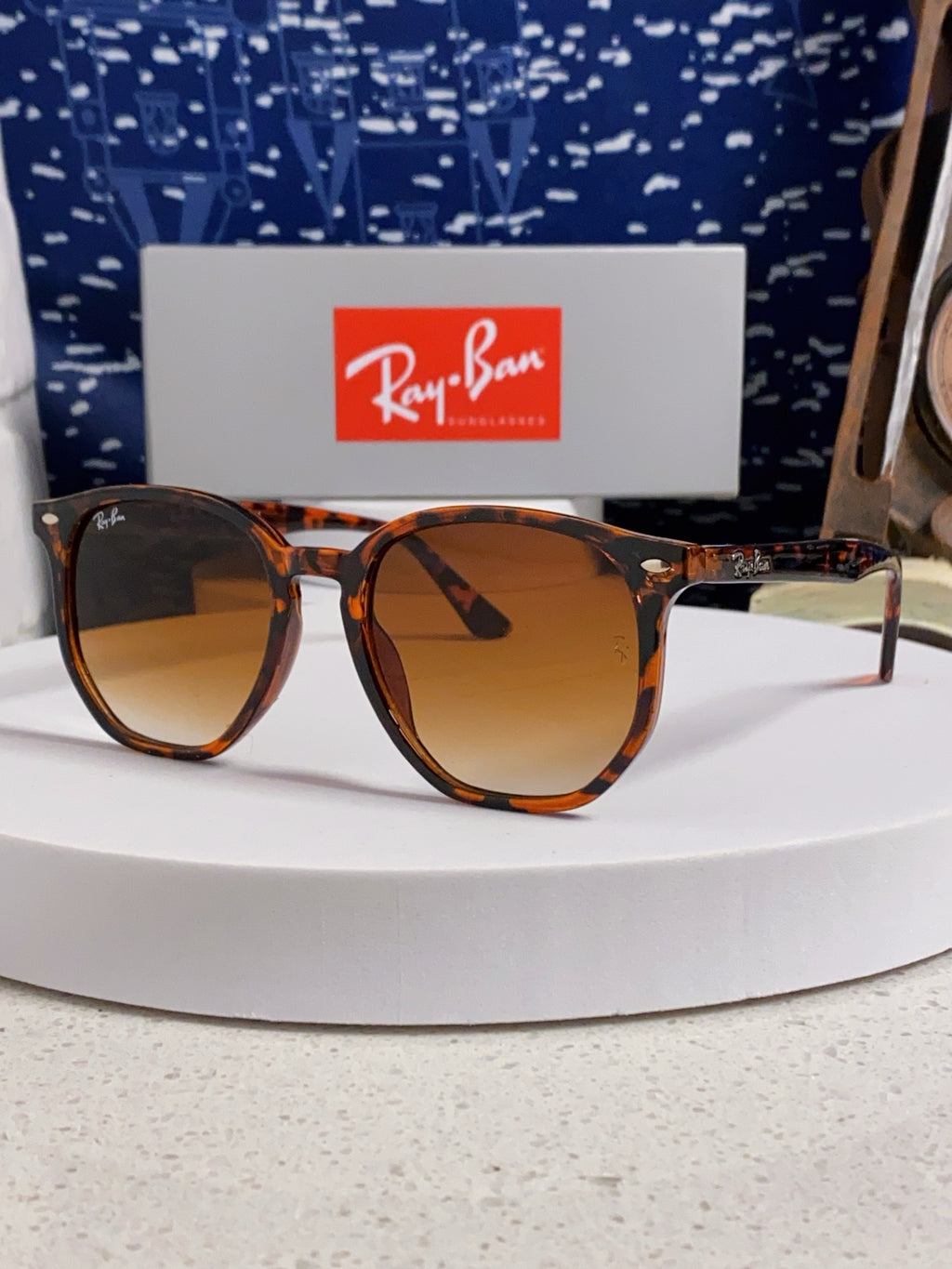 Ray-Ban RB4306 Oversized Brown Lens Sunglasses for Men & Women - detail image 2