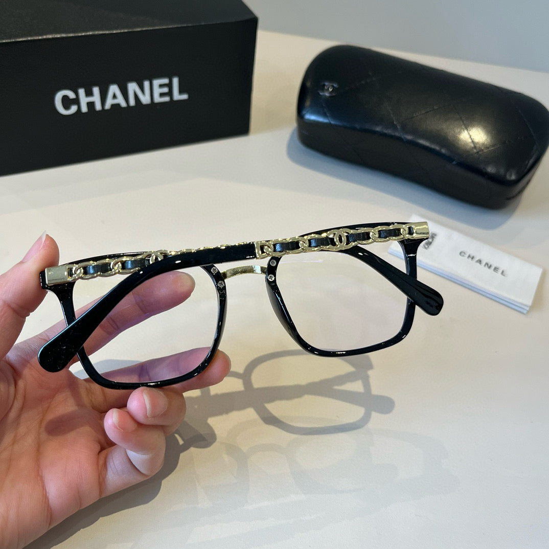 Chanel Oversized Silver Lens Sunglasses for Men & Women - 358028 - detail image 9