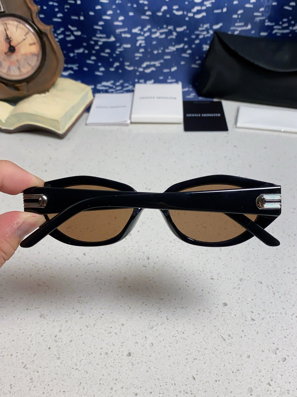 Gentle Monster DADA Cat-Eye Brown Lens Sunglasses for Men & Women - detail image 5