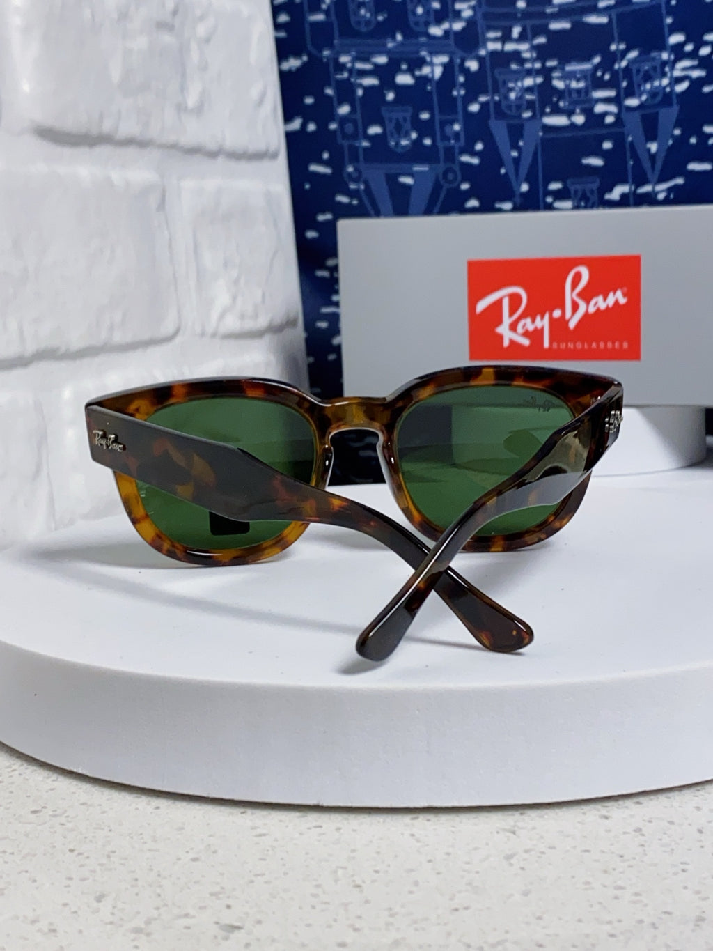 Ray-Ban RB0298 Oversized Green Lens Sunglasses for Men - detail image 3