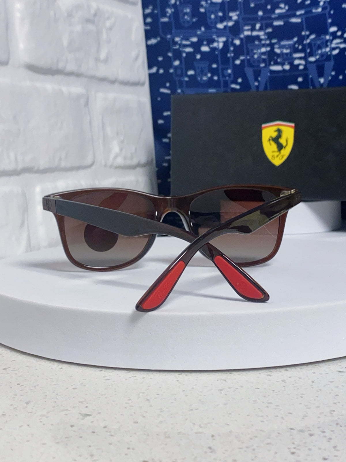 Ray-Ban Polarized Fashion Silver Lens Sunglasses for Men & Women - 433092 - detail image 3