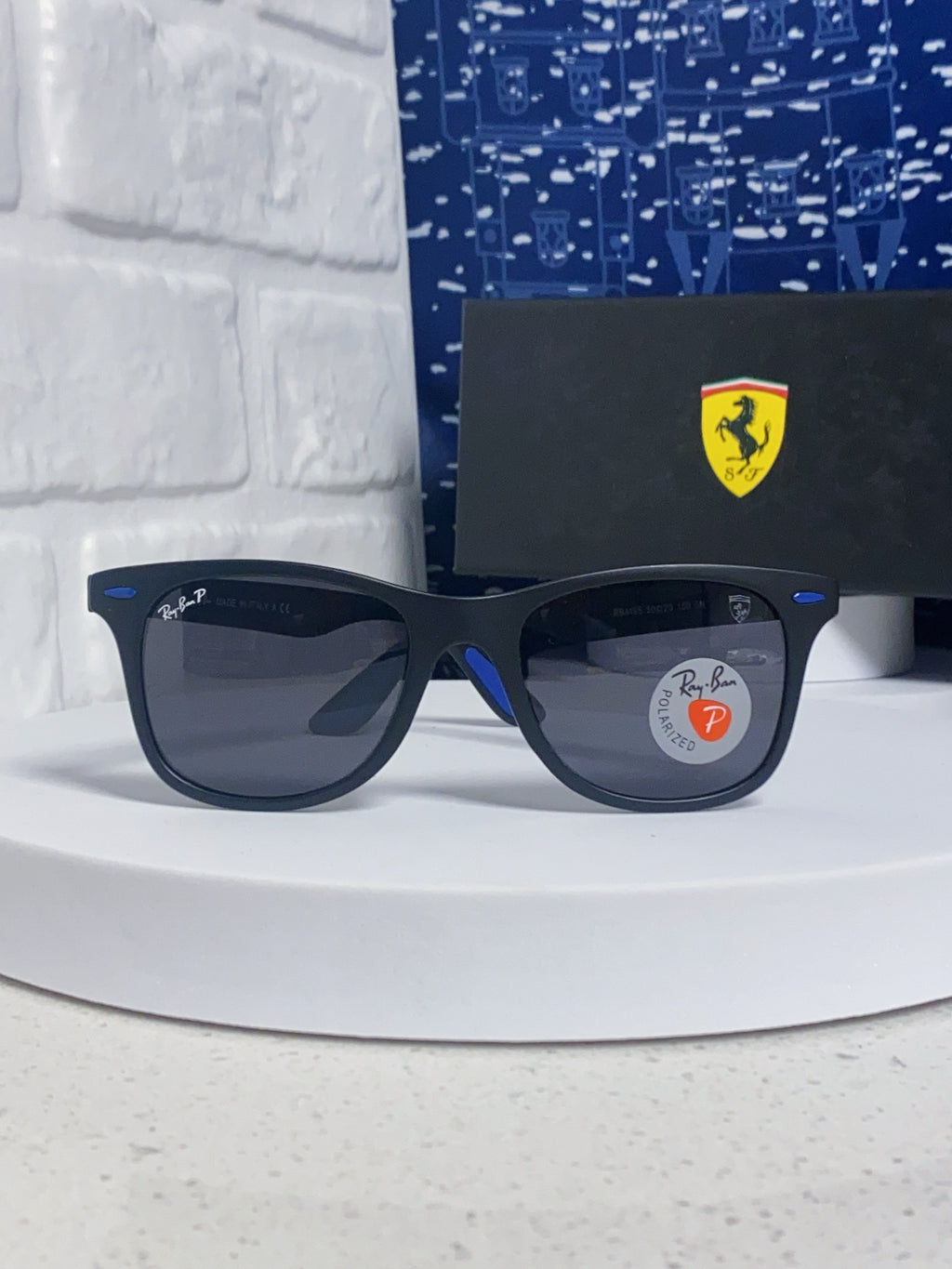 Ray-Ban Polarized Fashion Blue Lens Sunglasses for Men & Women - 433096 - detail image 2
