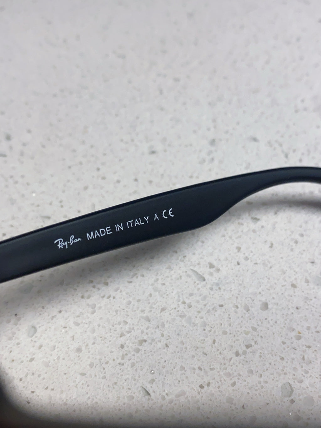 Ray-Ban Polarized Fashion Blue Lens Sunglasses for Men & Women - 433096 - detail image 8
