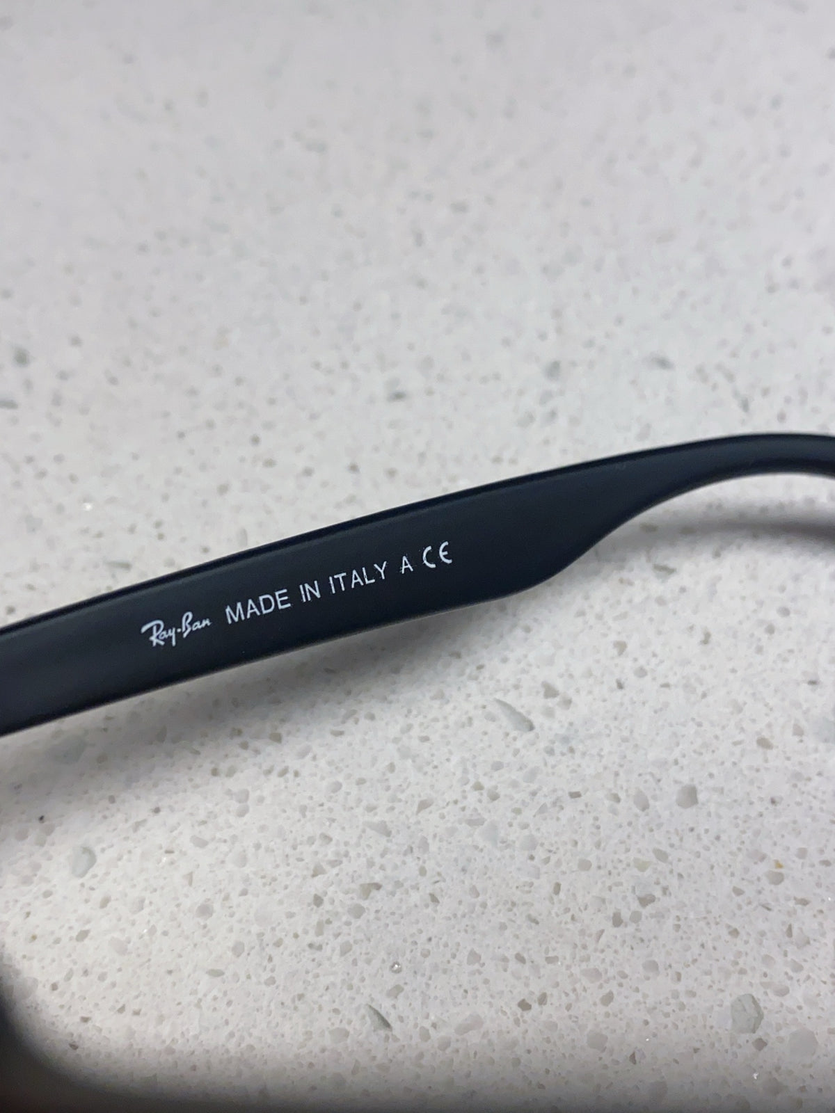 Ray-Ban Polarized Fashion Blue Lens Sunglasses for Men & Women - 433096 - detail image 8