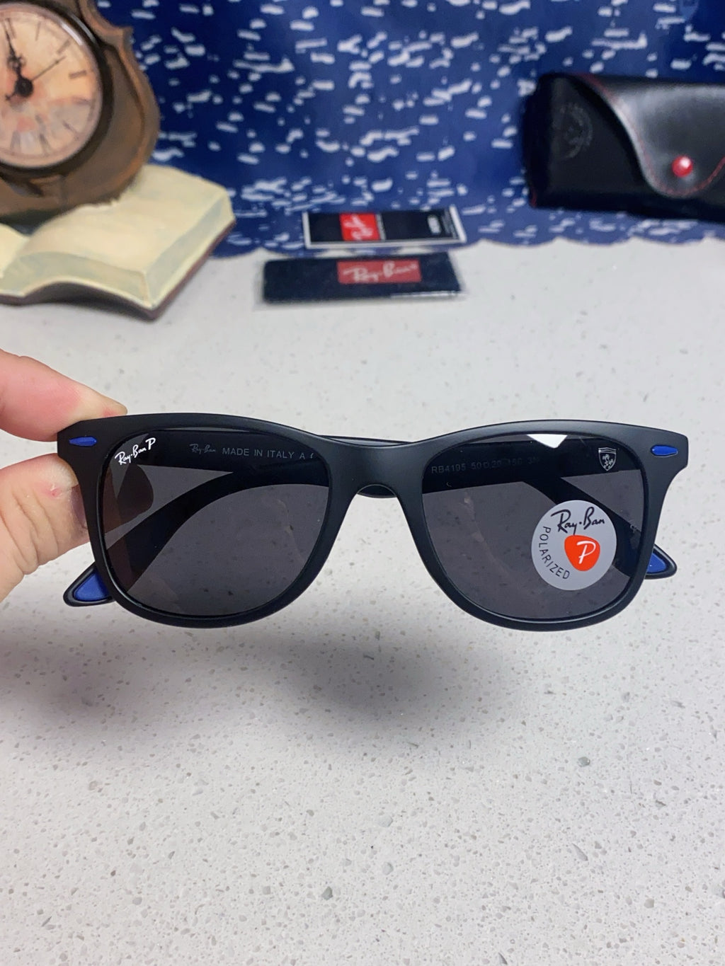 Ray-Ban Polarized Fashion Blue Lens Sunglasses for Men & Women - 433096 - detail image 4