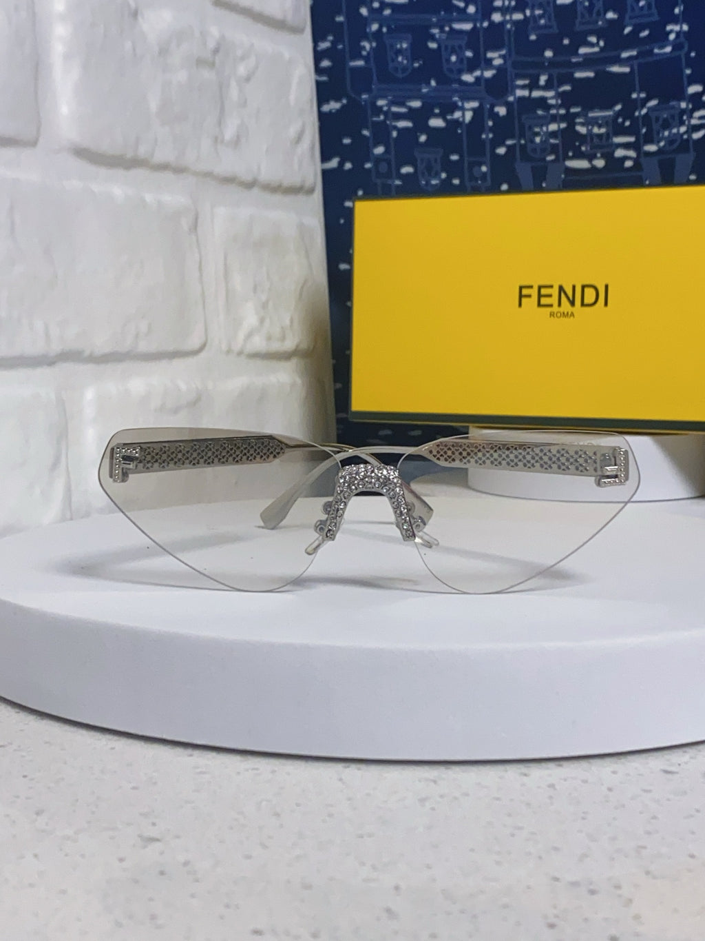 Fendi Lightweight Metal Rimless Red Lens Sunglasses for Women - detail image 2