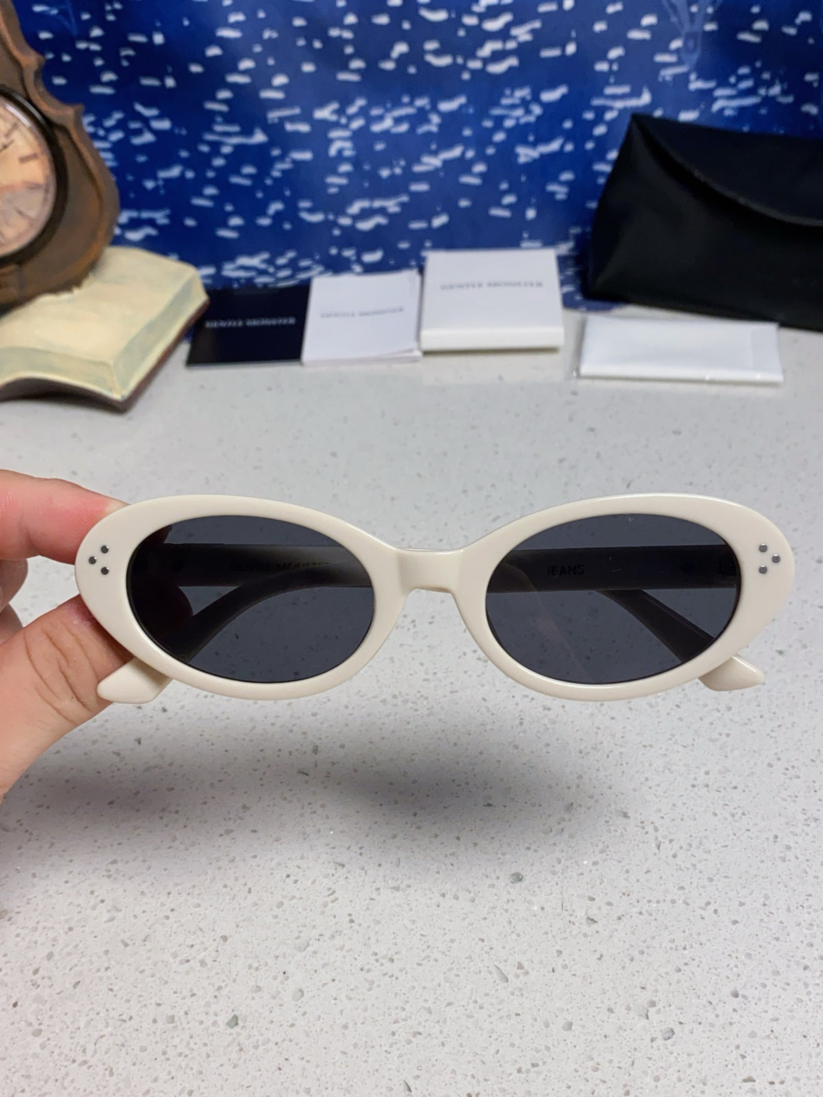 Gentle Monster JEANS Cat-Eye Silver Lens Sunglasses for Men & Women - detail image 4