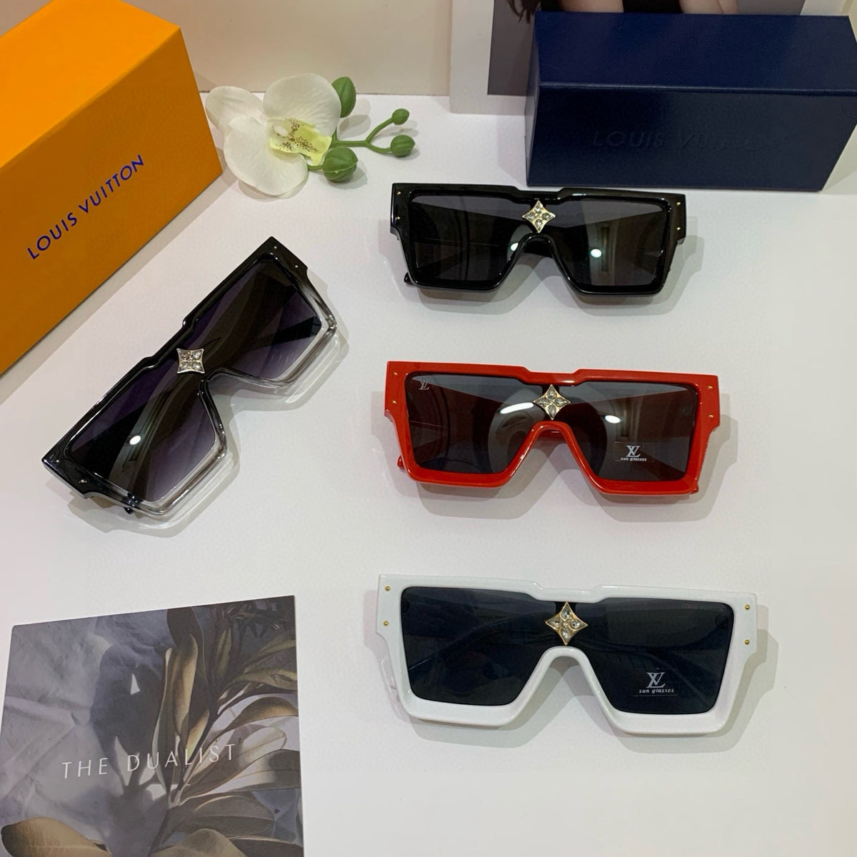 Louis Vuitton Square Black Lens Sunglasses for Men & Women - 997515 - detail image 5
