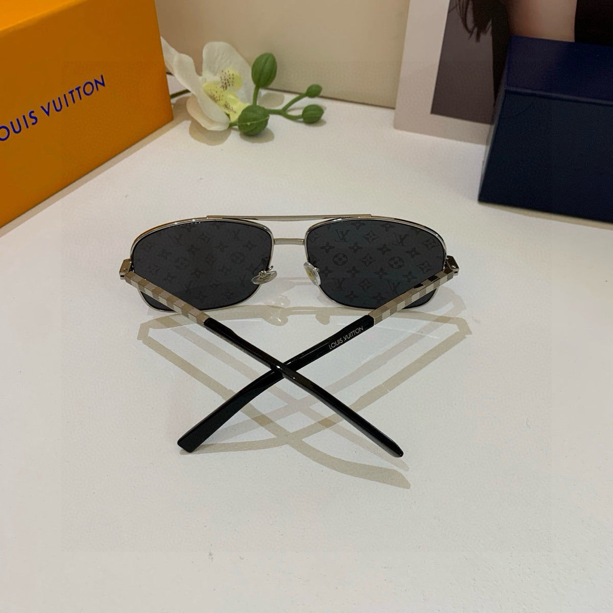 Louis Vuitton Aviator Silver Lens Sunglasses for Men & Women - 158120