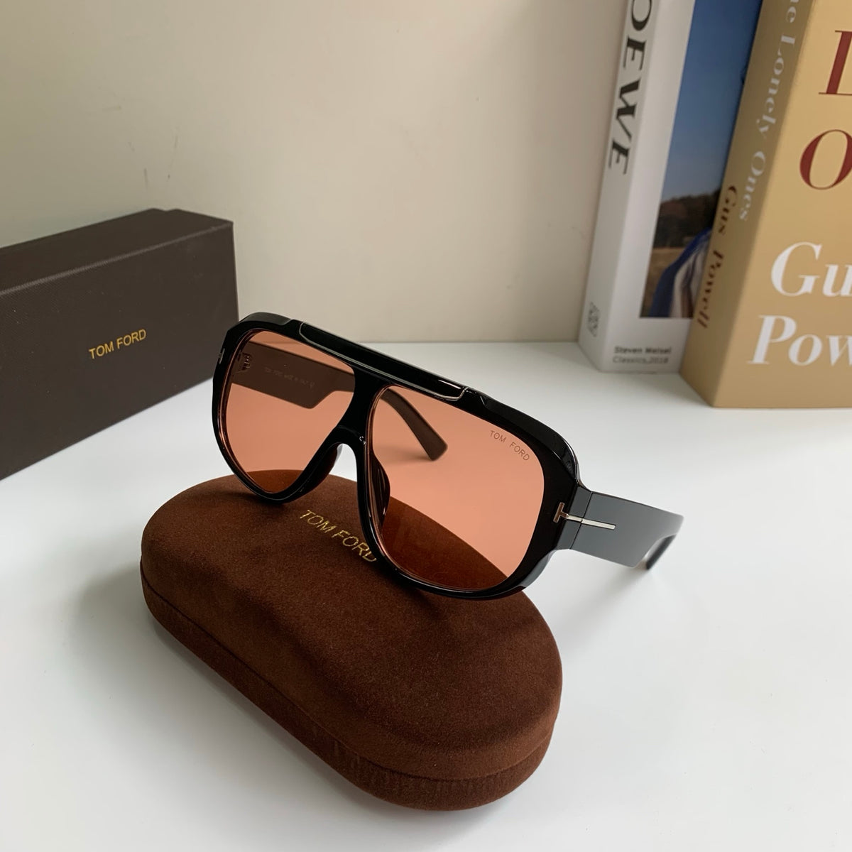 Tom Ford Fashion Gold Lens Sunglasses for Men & Women - 466311 - detail image 4