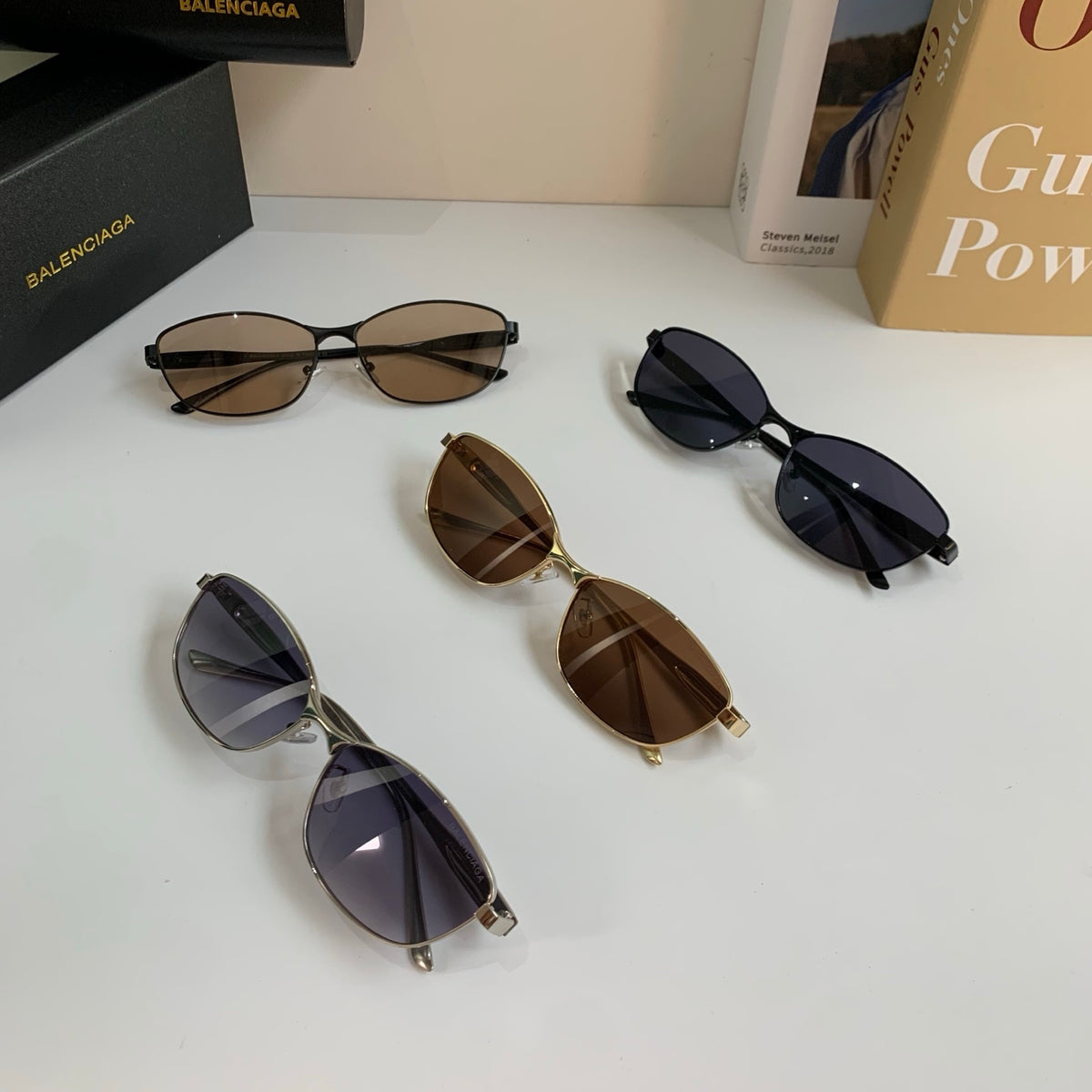 Balenciaga Fashion Silver Lens Sunglasses for Men & Women - detail image 10