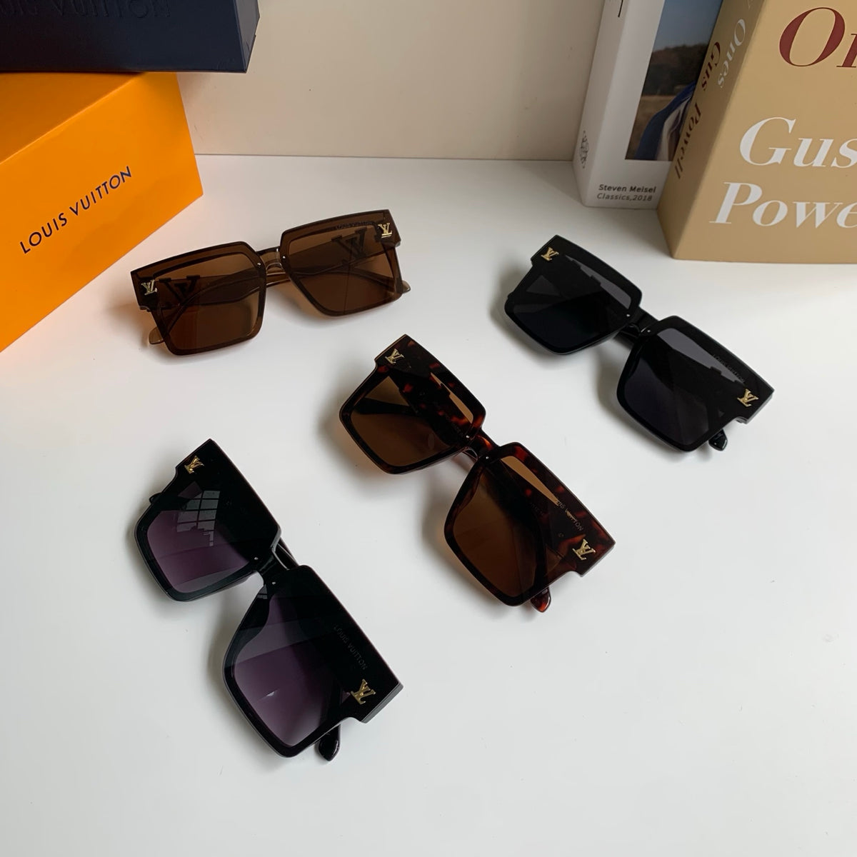 Louis Vuitton Square Black Lens Sunglasses for Men & Women - 414938 - detail image 10