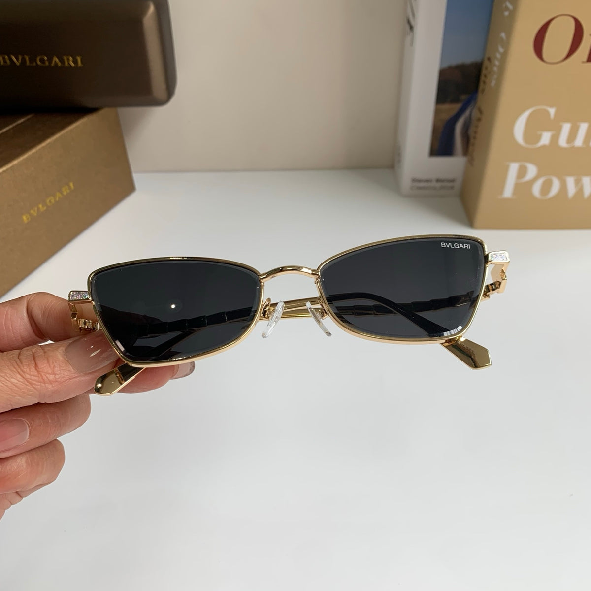 Bottega Veneta Metal Fashion Silver Lens Sunglasses for Men & Women - 372591 - detail image 3
