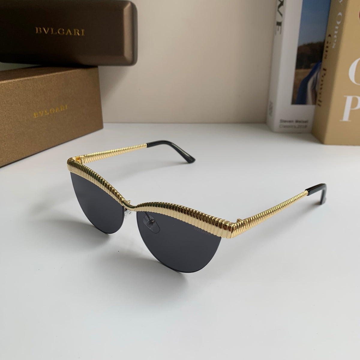 Bottega Veneta Cat-Eye Silver Lens Sunglasses for Men & Women - detail image 2